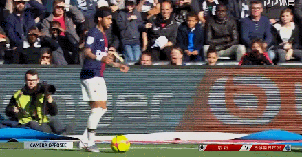 斯洛特：基耶萨生病了，加克波踢利兹联伤了将缺席几周