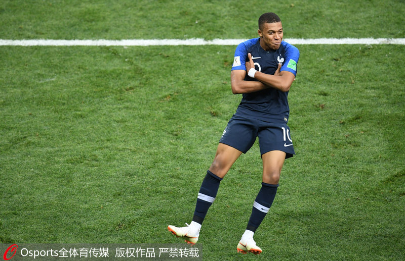 曼城VS桑德兰：蓝月风暴迎战黑马奇迹，伊蒂哈德攻防大战一触即发