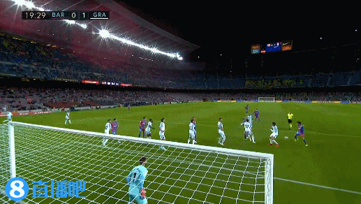 中足联细化“观众不当行为”细则：赛区将对球迷不当行为负责