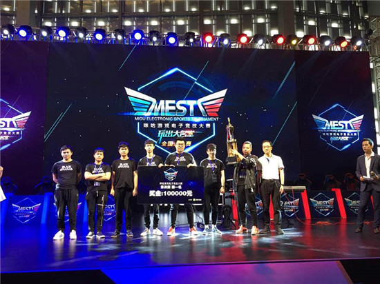 尤其是在黄 尤其是在黄